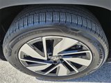 Used 2025 Volkswagen Atlas SE image 3