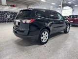 Used 2016 Chevrolet Traverse LT w/ Style and Technology Package image 3