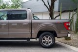 Used 2021 Ford F150 Lariat image 5
