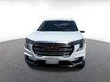 Used 2024 GMC Terrain SLT image 2