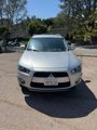 Used 2012 Mitsubishi Outlander SE image 2