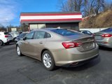 Used 2022 Chevrolet Malibu LT image 3
