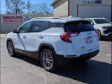 Used 2023 GMC Terrain SLT image 4