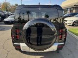 Used 2023 Land Rover Defender 90 SE image 5