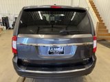 Used 2015 Chrysler Town & Country Limited image 6