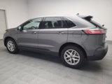 Used 2024 Ford Edge SEL image 3