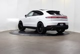 Certified 2025 Porsche Cayenne Coupe image 3