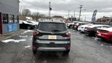 Used 2017 Ford Escape SE w/ Equipment Group 201A image 6