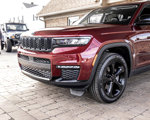 Used 2023 Jeep Grand Cherokee L Limited w/ Black Appearance Package image 5