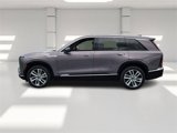 New 2026 Cadillac Vistiq Luxury image 2