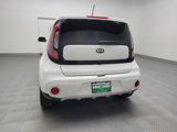 Used 2019 Kia Soul + image 6
