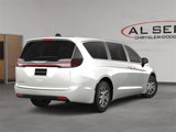 New 2025 Chrysler Pacifica Select image 5