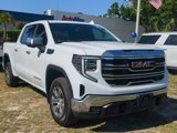 Used 2025 GMC Sierra 1500 SLT image 2