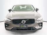 Used 2025 Volvo S60 B5 Core image 2