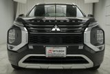 Used 2025 Mitsubishi Outlander SEL image 3