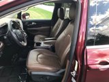 Used 2018 Chrysler Pacifica Limited w/ Advanced Safetytec Group image 2
