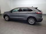 Used 2023 Ford Edge SEL image 3