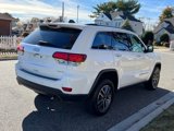 Used 2022 Jeep Grand Cherokee Limited image 4