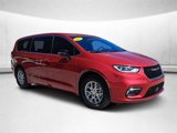 New 2025 Chrysler Pacifica Select image 3