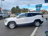 Used 2024 GMC Terrain SLE image 4