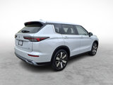 New 2025 Mitsubishi Outlander SE image 4