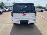 New 2025 Nissan Armada SL image 4