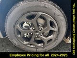 New 2025 Chrysler Pacifica Premium image 5