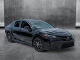 Used 2024 Toyota Camry SE image 3