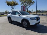 New 2025 Nissan Pathfinder SL w/ SL Premium Package image 2