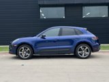 Certified 2025 Porsche Macan image 2