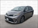 Used 2019 Toyota Sienna SE w/ SE Preferred Package image 3