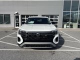 New 2025 Volkswagen Atlas Peak Edition SE image 2
