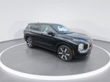 New 2025 Mitsubishi Outlander SE image 2