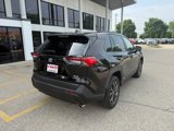 Used 2023 Toyota RAV4 XLE Premium image 5