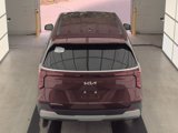 Used 2025 Kia Carnival image 6