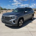 Used 2024 Volkswagen Atlas SE image 3