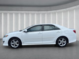 Used 2013 Toyota Camry SE image 2