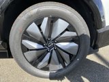 New 2025 Nissan Ariya AWD image 5