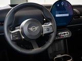 Certified 2025 MINI Cooper S image 4