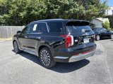Used 2024 Hyundai Palisade Calligraphy image 3