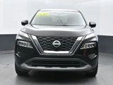 Used 2023 Nissan Rogue SV image 3