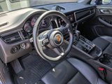 Used 2023 Porsche Macan image 4