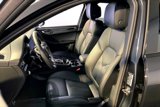 Certified 2025 Porsche Macan image 5