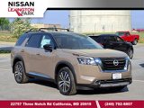 New 2025 Nissan Pathfinder Platinum image 2