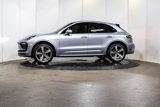 Used 2025 Porsche Macan image 2
