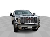 New 2025 GMC Sierra 3500 Denali w/ Denali Reserve Package image 3