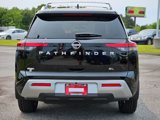 New 2025 Nissan Pathfinder SL image 5