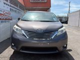 Used 2015 Toyota Sienna XLE image 3