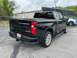 Used 2022 Chevrolet Silverado 1500 High Country w/ Technology Package image 3