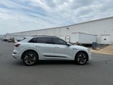 Used 2022 Audi e-tron Premium w/ Convenience Plus Package image 5